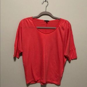 Express pink T